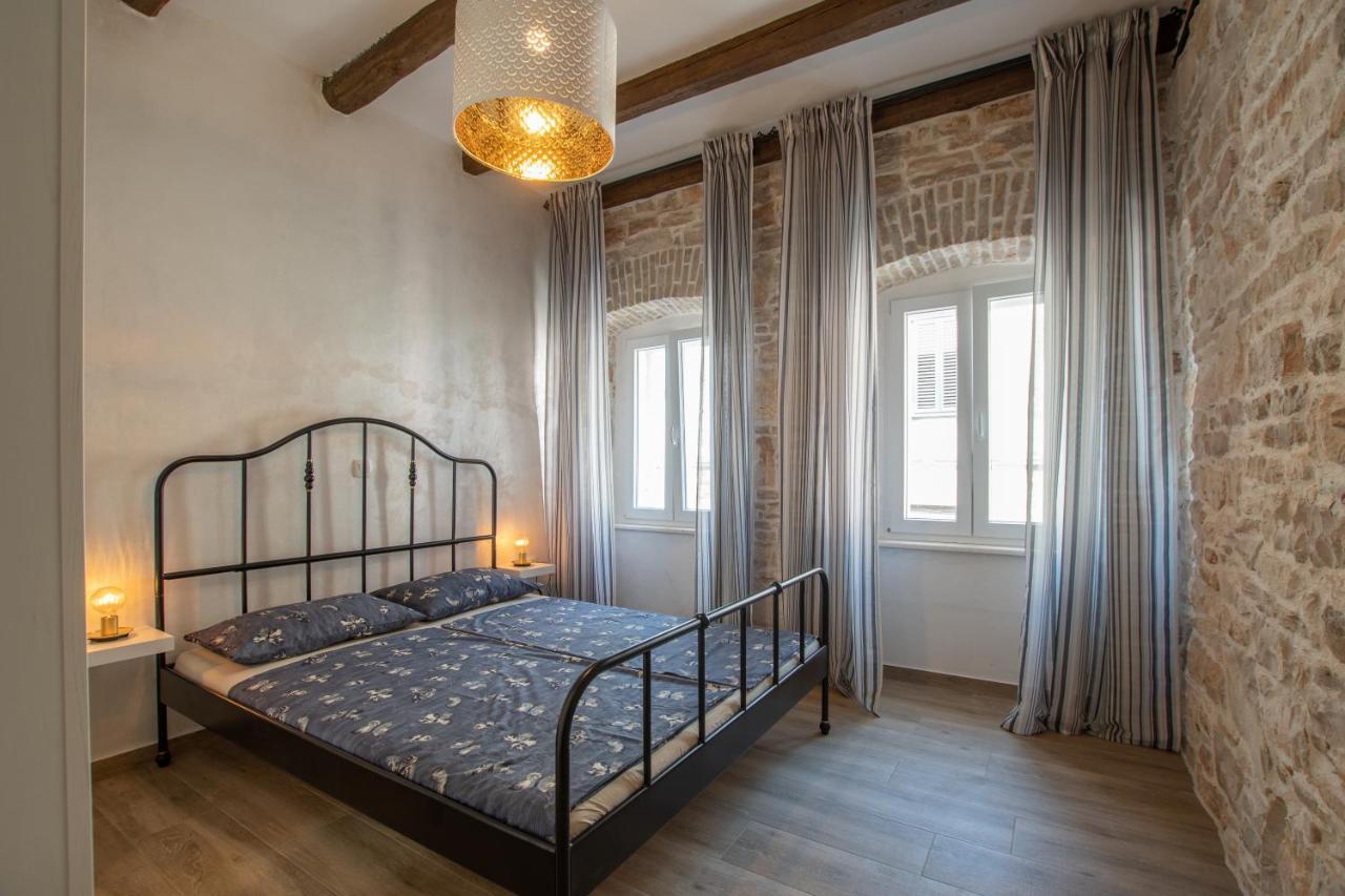 Apartments Nesatcium Пула Екстериор снимка